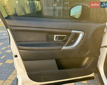 Белый Ленд Ровер Discovery Sport, объемом двигателя 2 л и пробегом 124 тыс. км за 17450 $, фото 14 на Automoto.ua