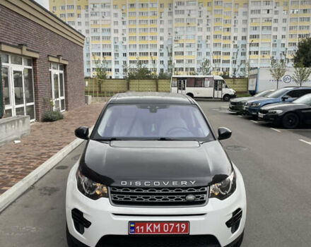 Белый Ленд Ровер Discovery Sport, объемом двигателя 2 л и пробегом 126 тыс. км за 22000 $, фото 1 на Automoto.ua