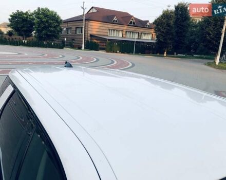 Белый Ленд Ровер Discovery Sport, объемом двигателя 2 л и пробегом 193 тыс. км за 18900 $, фото 16 на Automoto.ua