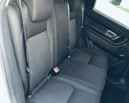 Белый Ленд Ровер Discovery Sport, объемом двигателя 2 л и пробегом 193 тыс. км за 18900 $, фото 44 на Automoto.ua