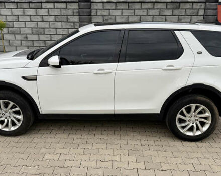 Белый Ленд Ровер Discovery Sport, объемом двигателя 2 л и пробегом 88 тыс. км за 20300 $, фото 10 на Automoto.ua