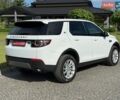 Белый Ленд Ровер Discovery Sport, объемом двигателя 2 л и пробегом 44 тыс. км за 18499 $, фото 1 на Automoto.ua