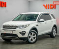 Белый Ленд Ровер Discovery Sport, объемом двигателя 2 л и пробегом 102 тыс. км за 23672 $, фото 1 на Automoto.ua