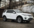 Белый Ленд Ровер Discovery Sport, объемом двигателя 2 л и пробегом 49 тыс. км за 31999 $, фото 2 на Automoto.ua