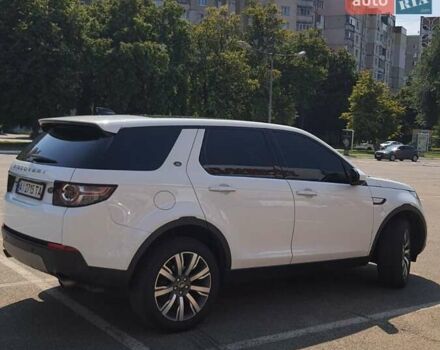 Білий Ленд Ровер Discovery Sport, об'ємом двигуна 2 л та пробігом 105 тис. км за 27200 $, фото 4 на Automoto.ua