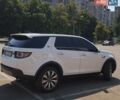 Білий Ленд Ровер Discovery Sport, об'ємом двигуна 2 л та пробігом 105 тис. км за 27200 $, фото 4 на Automoto.ua