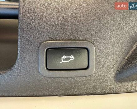 Белый Ленд Ровер Discovery Sport, объемом двигателя 2 л и пробегом 124 тыс. км за 17450 $, фото 20 на Automoto.ua