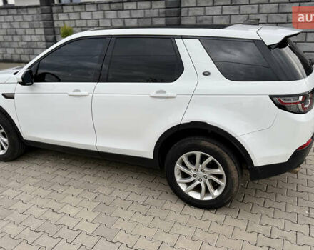 Белый Ленд Ровер Discovery Sport, объемом двигателя 2 л и пробегом 88 тыс. км за 20300 $, фото 6 на Automoto.ua
