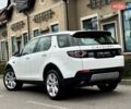 Белый Ленд Ровер Discovery Sport, объемом двигателя 2 л и пробегом 93 тыс. км за 25500 $, фото 13 на Automoto.ua