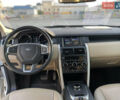 Білий Ленд Ровер Discovery Sport, об'ємом двигуна 2 л та пробігом 135 тис. км за 16800 $, фото 6 на Automoto.ua