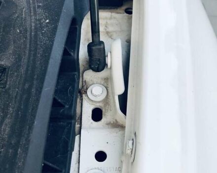 Белый Ленд Ровер Discovery Sport, объемом двигателя 2 л и пробегом 193 тыс. км за 18900 $, фото 52 на Automoto.ua