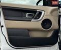 Белый Ленд Ровер Discovery Sport, объемом двигателя 2 л и пробегом 93 тыс. км за 25500 $, фото 22 на Automoto.ua
