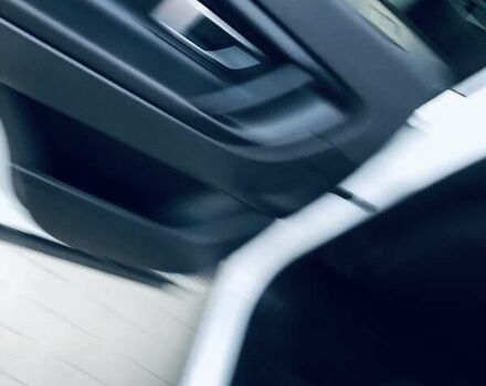 Белый Ленд Ровер Discovery Sport, объемом двигателя 2 л и пробегом 193 тыс. км за 18900 $, фото 33 на Automoto.ua