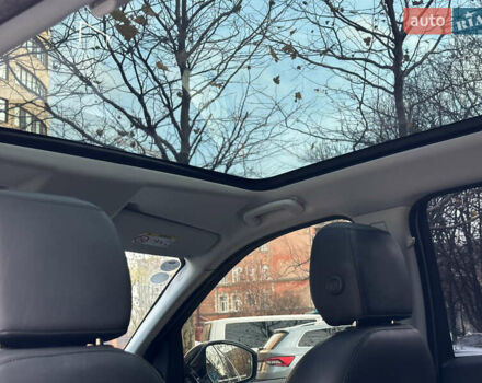 Білий Ленд Ровер Discovery Sport, об'ємом двигуна 2 л та пробігом 137 тис. км за 24900 $, фото 11 на Automoto.ua