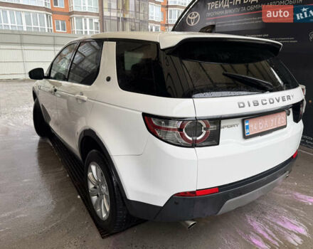 Белый Ленд Ровер Discovery Sport, объемом двигателя 2 л и пробегом 220 тыс. км за 23900 $, фото 10 на Automoto.ua