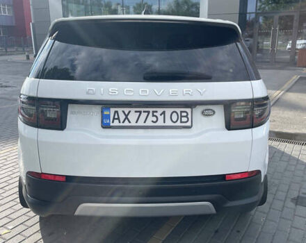 Белый Ленд Ровер Discovery Sport, объемом двигателя 2 л и пробегом 90 тыс. км за 31500 $, фото 4 на Automoto.ua