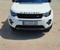 Белый Ленд Ровер Discovery Sport, объемом двигателя 2 л и пробегом 150 тыс. км за 18898 $, фото 1 на Automoto.ua