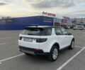 Белый Ленд Ровер Discovery Sport, объемом двигателя 2 л и пробегом 93 тыс. км за 37000 $, фото 7 на Automoto.ua