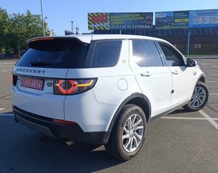 Белый Ленд Ровер Discovery Sport, объемом двигателя 2 л и пробегом 118 тыс. км за 25900 $, фото 13 на Automoto.ua