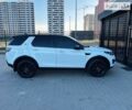 Белый Ленд Ровер Discovery Sport, объемом двигателя 2 л и пробегом 112 тыс. км за 27300 $, фото 7 на Automoto.ua