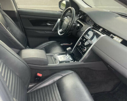 Белый Ленд Ровер Discovery Sport, объемом двигателя 2 л и пробегом 93 тыс. км за 37000 $, фото 11 на Automoto.ua