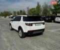 Белый Ленд Ровер Discovery Sport, объемом двигателя 2 л и пробегом 131 тыс. км за 22500 $, фото 6 на Automoto.ua