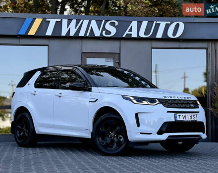 Білий Ленд Ровер Discovery Sport, об'ємом двигуна 2 л та пробігом 58 тис. км за 32900 $, фото 16 на Automoto.ua