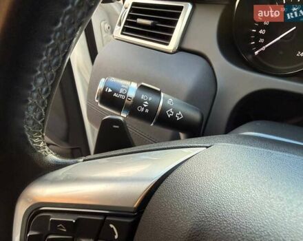 Белый Ленд Ровер Discovery Sport, объемом двигателя 2 л и пробегом 128 тыс. км за 23990 $, фото 18 на Automoto.ua