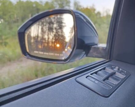 Білий Ленд Ровер Discovery Sport, об'ємом двигуна 2 л та пробігом 117 тис. км за 27900 $, фото 27 на Automoto.ua