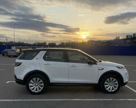 Белый Ленд Ровер Discovery Sport, объемом двигателя 2 л и пробегом 93 тыс. км за 37000 $, фото 8 на Automoto.ua