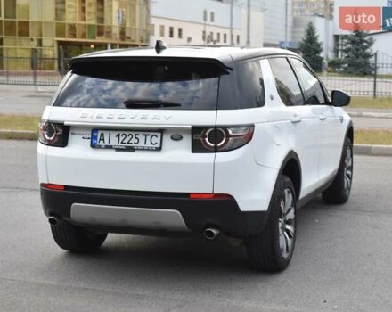 Білий Ленд Ровер Discovery Sport, об'ємом двигуна 2 л та пробігом 125 тис. км за 22500 $, фото 15 на Automoto.ua