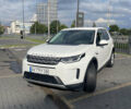 Белый Ленд Ровер Discovery Sport, объемом двигателя 2 л и пробегом 90 тыс. км за 31500 $, фото 1 на Automoto.ua