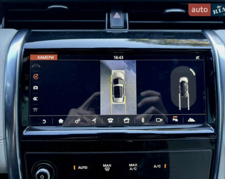 Білий Ленд Ровер Discovery Sport, об'ємом двигуна 2 л та пробігом 58 тис. км за 32900 $, фото 32 на Automoto.ua