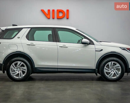 Белый Ленд Ровер Discovery Sport, объемом двигателя 2 л и пробегом 24 тыс. км за 33414 $, фото 3 на Automoto.ua