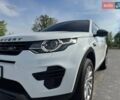 Белый Ленд Ровер Discovery Sport, объемом двигателя 2 л и пробегом 131 тыс. км за 22500 $, фото 3 на Automoto.ua