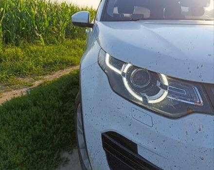Білий Ленд Ровер Discovery Sport, об'ємом двигуна 2 л та пробігом 117 тис. км за 27900 $, фото 31 на Automoto.ua
