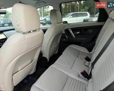 Белый Ленд Ровер Discovery Sport, объемом двигателя 2 л и пробегом 78 тыс. км за 27000 $, фото 27 на Automoto.ua