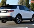Білий Ленд Ровер Discovery Sport, об'ємом двигуна 2 л та пробігом 141 тис. км за 24500 $, фото 13 на Automoto.ua