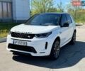Белый Ленд Ровер Discovery Sport, объемом двигателя 2 л и пробегом 99 тыс. км за 26000 $, фото 1 на Automoto.ua