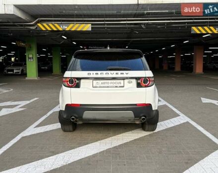 Белый Ленд Ровер Discovery Sport, объемом двигателя 2 л и пробегом 128 тыс. км за 24990 $, фото 5 на Automoto.ua