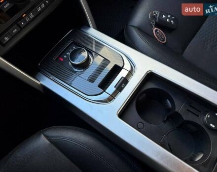 Белый Ленд Ровер Discovery Sport, объемом двигателя 2 л и пробегом 128 тыс. км за 24990 $, фото 26 на Automoto.ua