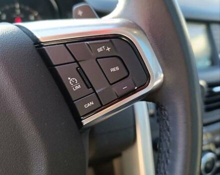 Белый Ленд Ровер Discovery Sport, объемом двигателя 2 л и пробегом 118 тыс. км за 25900 $, фото 4 на Automoto.ua