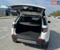 Белый Ленд Ровер Discovery Sport, объемом двигателя 2 л и пробегом 131 тыс. км за 22500 $, фото 8 на Automoto.ua