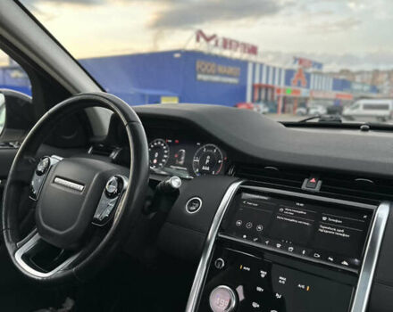 Белый Ленд Ровер Discovery Sport, объемом двигателя 2 л и пробегом 93 тыс. км за 37000 $, фото 17 на Automoto.ua