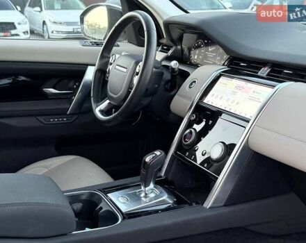 Белый Ленд Ровер Discovery Sport, объемом двигателя 2 л и пробегом 78 тыс. км за 27000 $, фото 40 на Automoto.ua