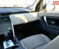 Белый Ленд Ровер Discovery Sport, объемом двигателя 2 л и пробегом 141 тыс. км за 25500 $, фото 49 на Automoto.ua