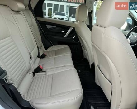 Белый Ленд Ровер Discovery Sport, объемом двигателя 2 л и пробегом 78 тыс. км за 27000 $, фото 35 на Automoto.ua