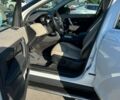Білий Ленд Ровер Discovery Sport, об'ємом двигуна 2 л та пробігом 141 тис. км за 22999 $, фото 15 на Automoto.ua