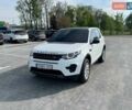 Белый Ленд Ровер Discovery Sport, объемом двигателя 2 л и пробегом 131 тыс. км за 22500 $, фото 1 на Automoto.ua