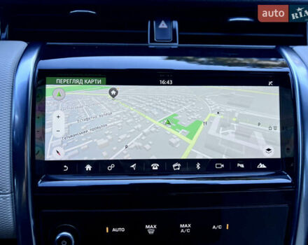 Білий Ленд Ровер Discovery Sport, об'ємом двигуна 2 л та пробігом 58 тис. км за 32900 $, фото 34 на Automoto.ua